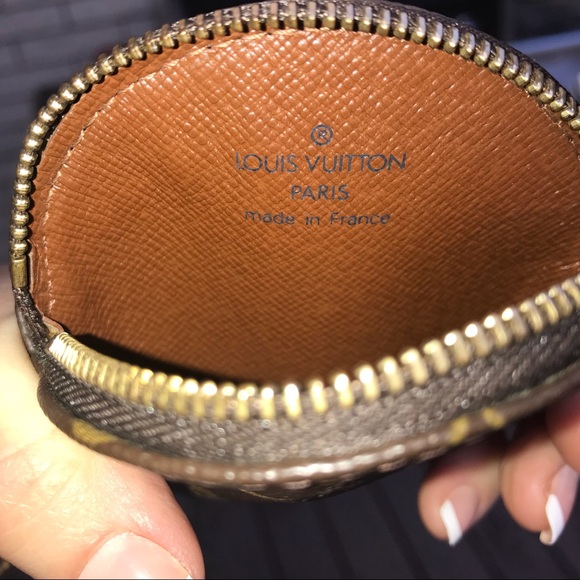 ❌Sold❌Louis Vuitton Monogram  Round Coin Purse - Picture 7 of 8
